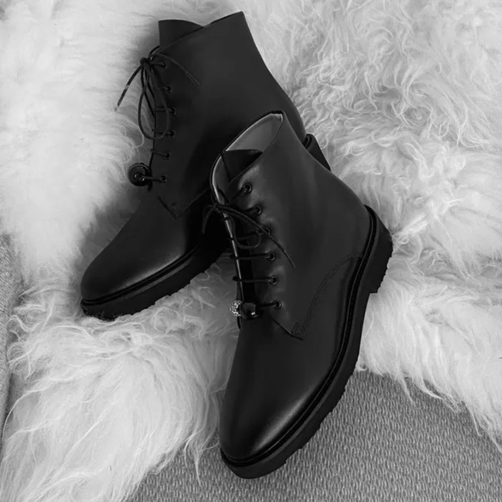 BRAND NEW - DEAR FRANCES PARK BOOT - NEVER WORN - SIZE 36